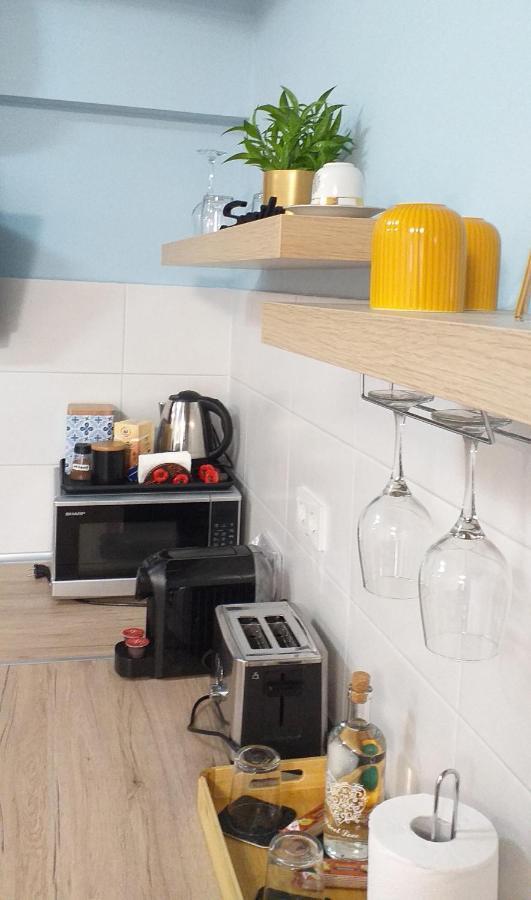 Sunshine - New & Quiet 1Br Apt, Business Area, Close To Airport, Highway A3, Subway Bucharest Exterior photo